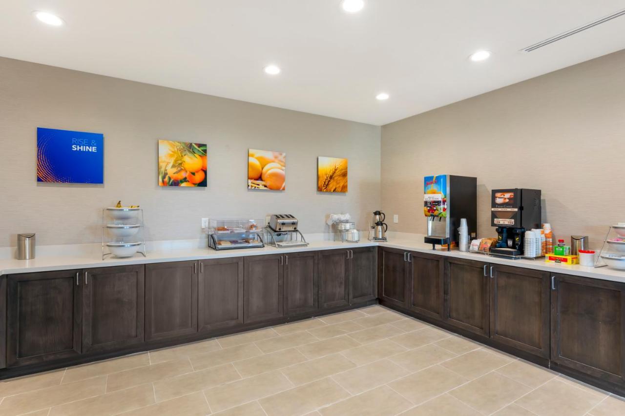 Comfort Inn & Suites Balch Springs - Se Dallas 外观 照片